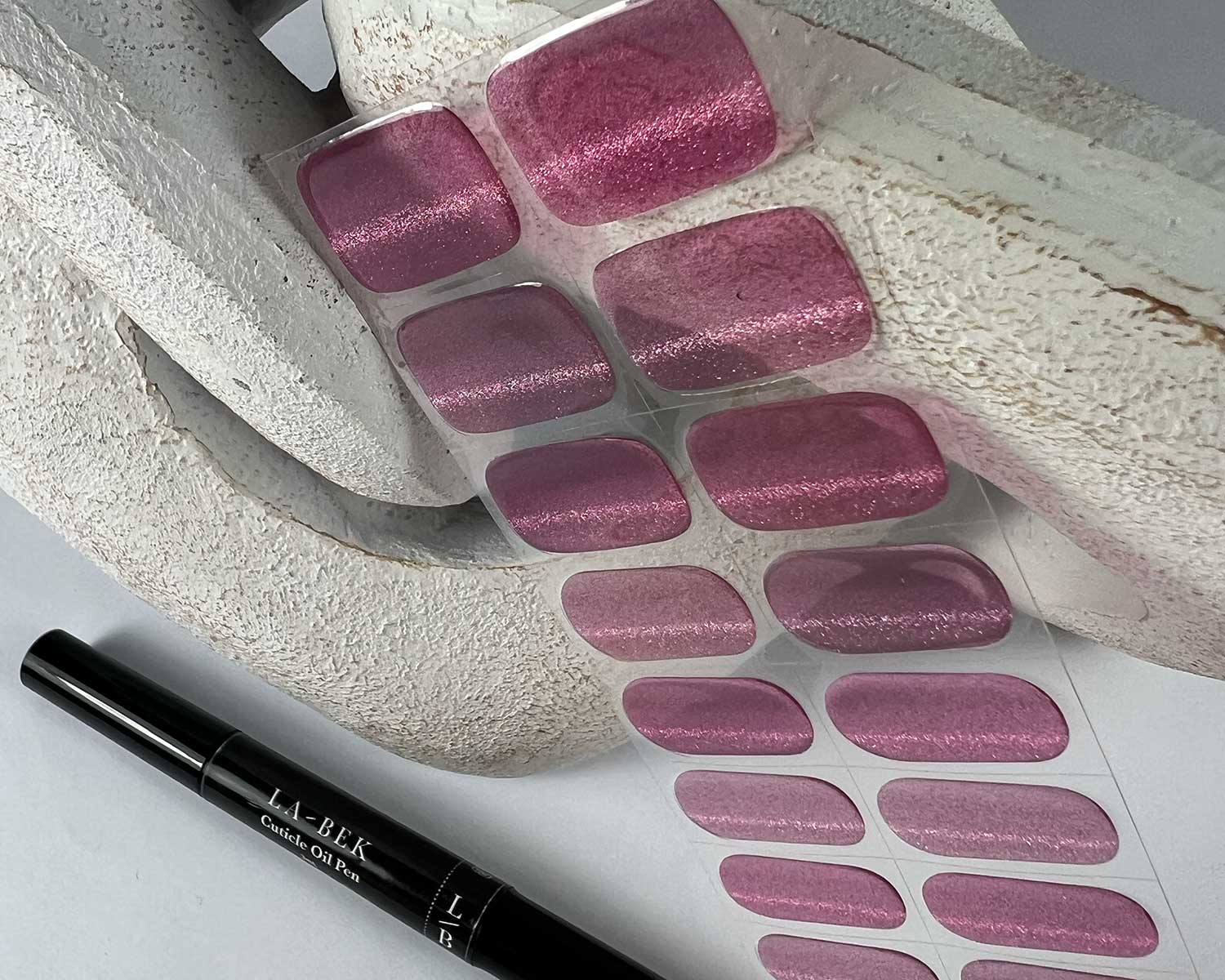 rose-cats-eye-semi-cured-gel-nail-mockup4