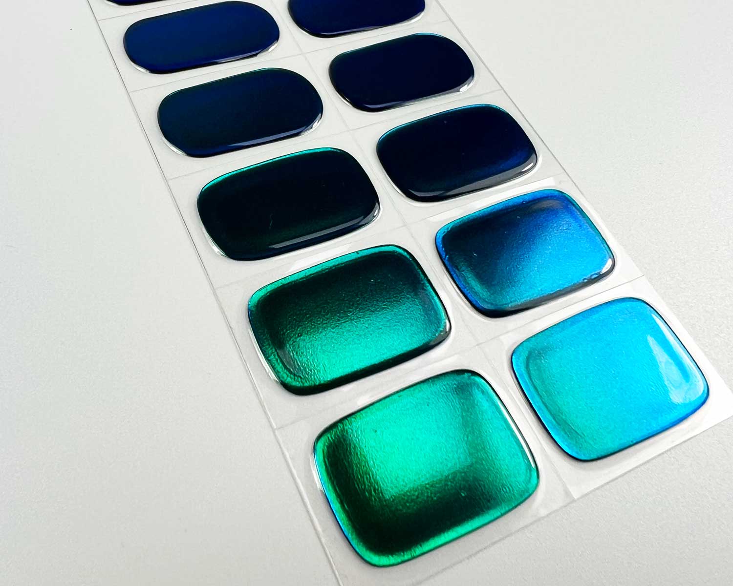 jade-eclipse-semi-cured-gel-nail-zoom