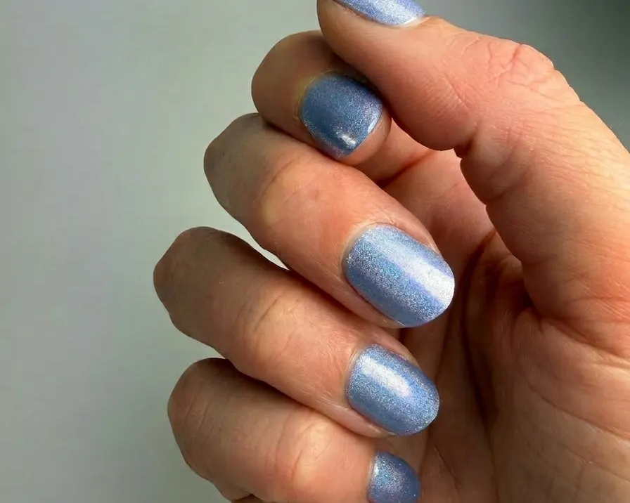 blue-frost-semi-cured-gel-nails2