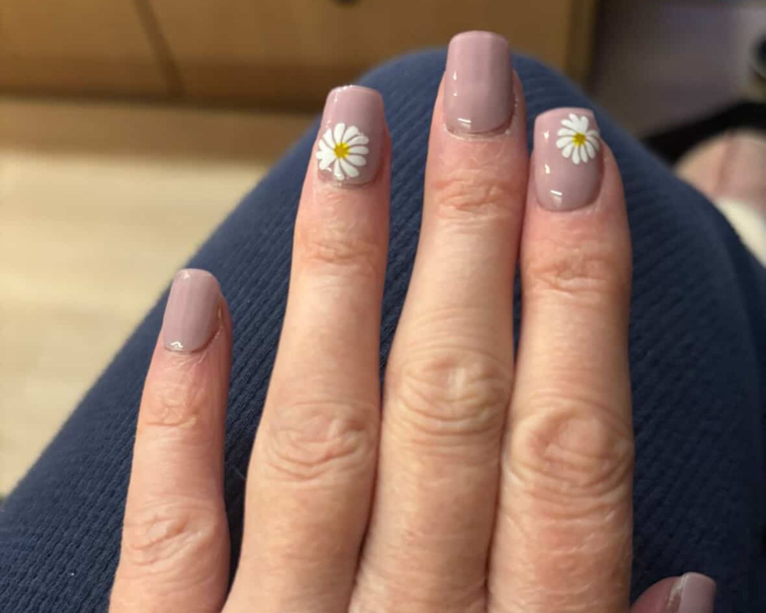 Dusty Mauve with daisies.