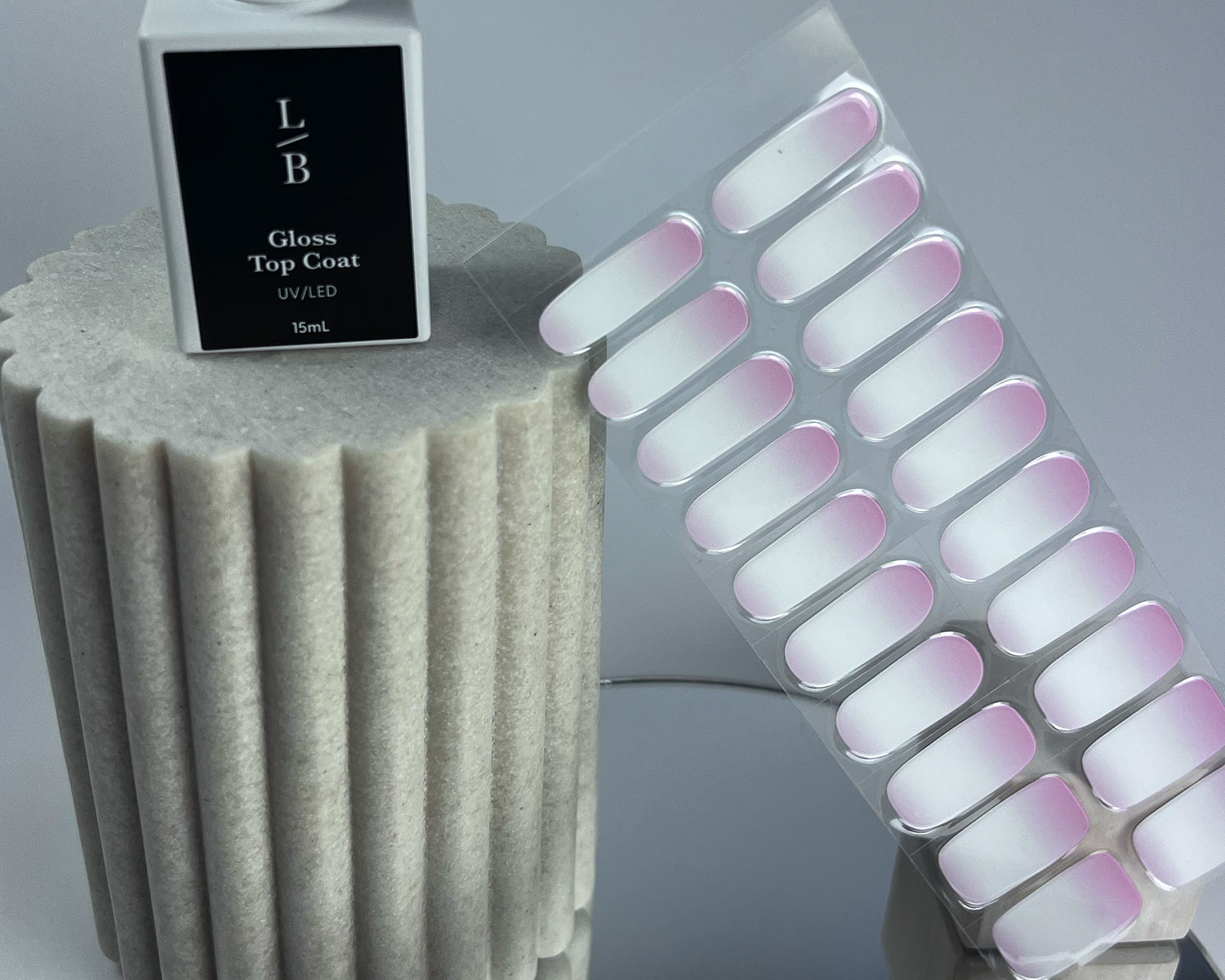 New-colour-files_0000_ombre-blush-semi-cured-gel-nails-mock