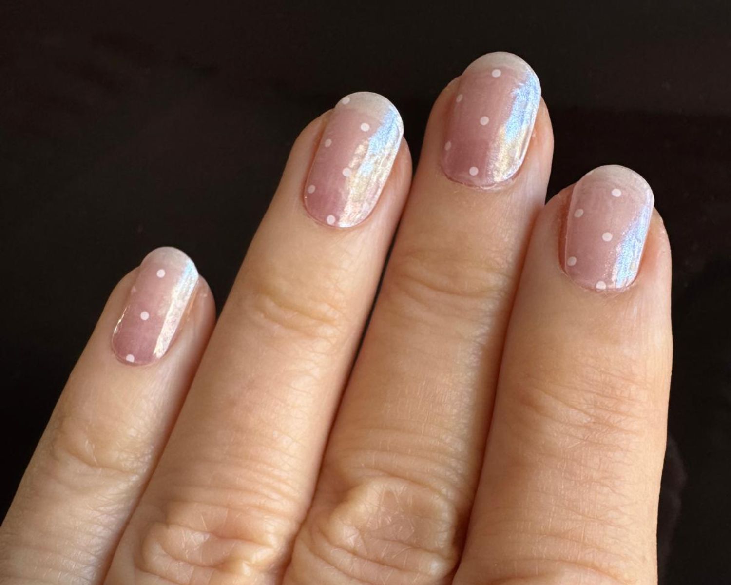 Polka Dot Tide La-Bek nails