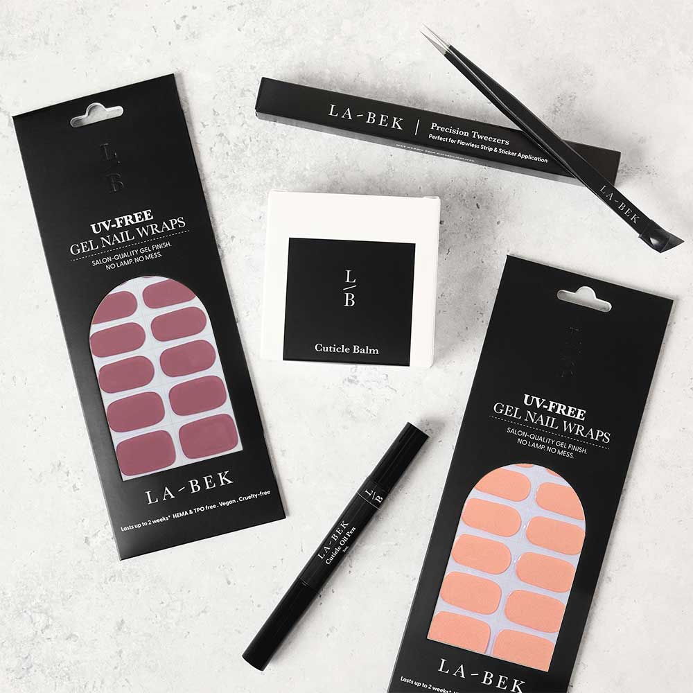 Sunset Dreams Essentials Starter Kit with UV-free gel wraps, lamp, tweezers, cuticle balm and oil pen