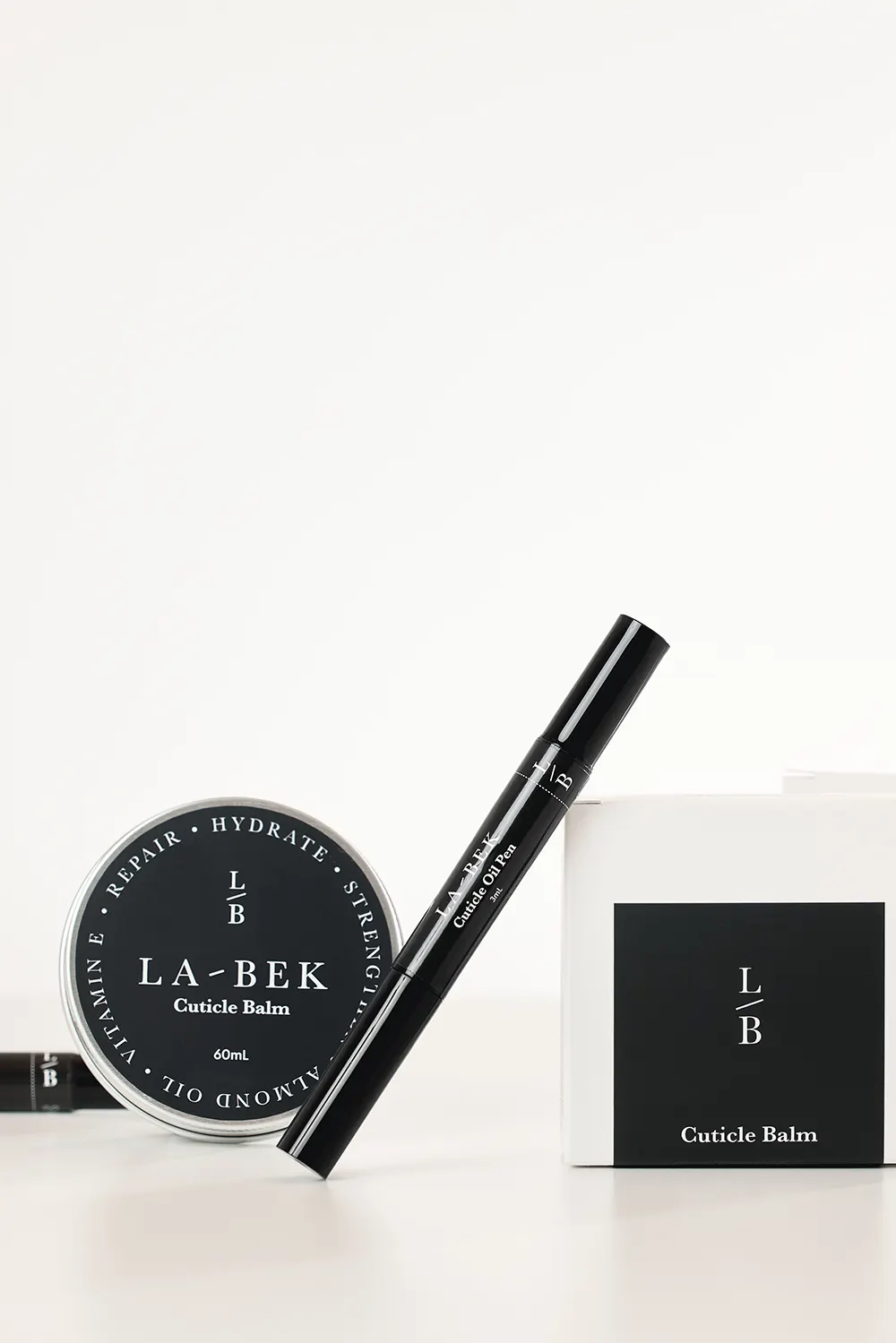 Pretty in Pink Premium Starter Kit including semi-cured gel wraps, lamp, top coat and tools