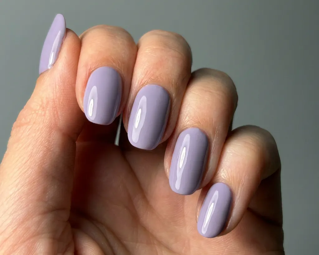 Purple Fields UV-Free gel nail wrap on hand — La-Bek